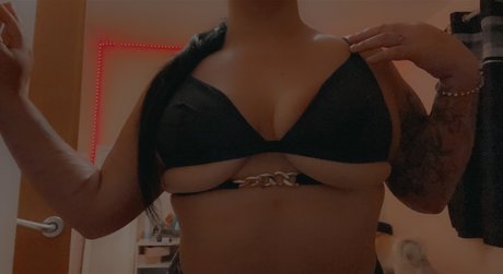 Nacktes geleaktes OnlyFans-Foto von Rosalie