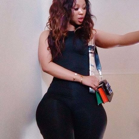 Nacktes geleaktes OnlyFans-Foto von Roobygen