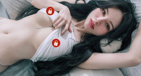 Nacktes geleaktes OnlyFans-Foto von Rongrongku