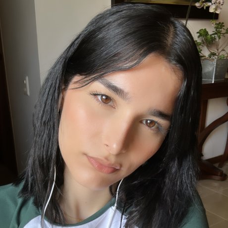 Nacktes geleaktes OnlyFans-Foto von Romantika