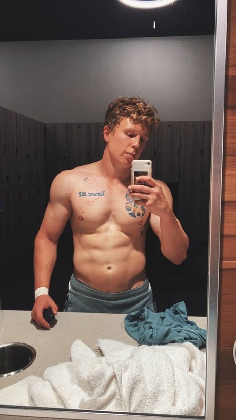 Nacktes geleaktes OnlyFans-Foto von Roman