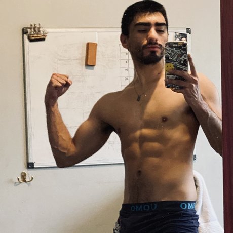 Nacktes geleaktes OnlyFans-Foto von Ro Liion