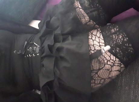 Nacktes geleaktes OnlyFans-Foto von Rika Velvet