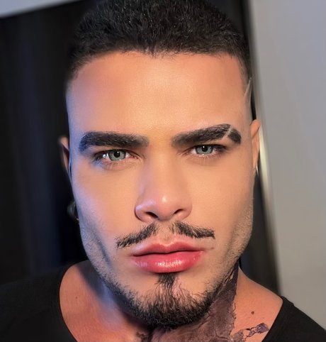 Nacktes geleaktes OnlyFans-Foto von Ricomarlonoficiall
