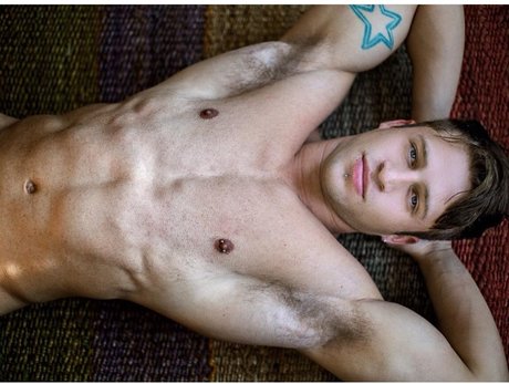 Nacktes geleaktes OnlyFans-Foto von Ryan Hoover