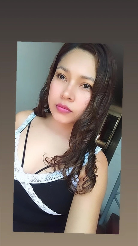 Nacktes geleaktes OnlyFans-Foto von Florcarinaa