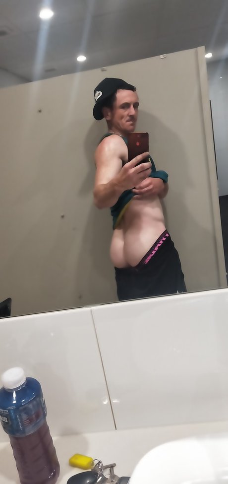 Nacktes geleaktes OnlyFans-Foto von Undstm8d