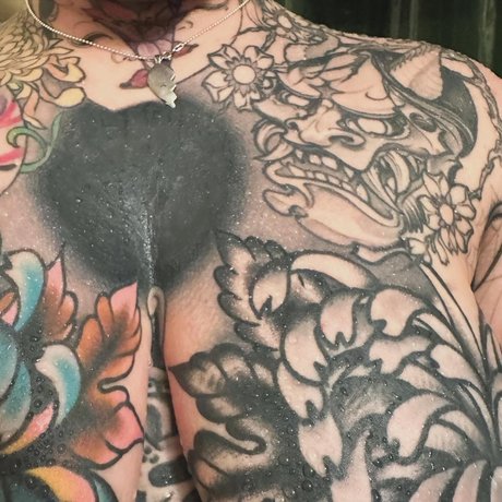 Nacktes geleaktes OnlyFans-Foto von Rozuchan