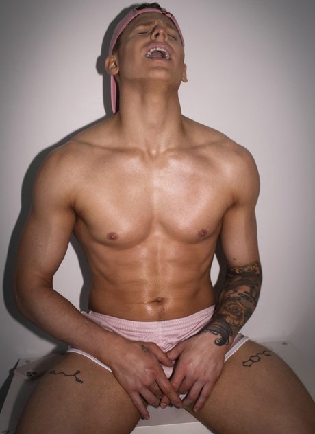 Nacktes geleaktes OnlyFans-Foto von Uhmatthew