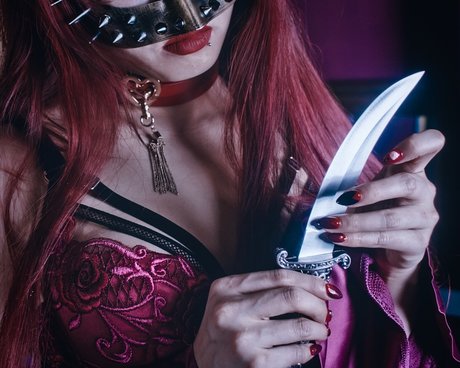 Nacktes geleaktes OnlyFans-Foto von Rosie X Royale