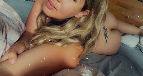 Nacktes geleaktes OnlyFans-Foto von Rose Rae