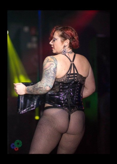 Nacktes geleaktes OnlyFans-Foto von Rose Noir