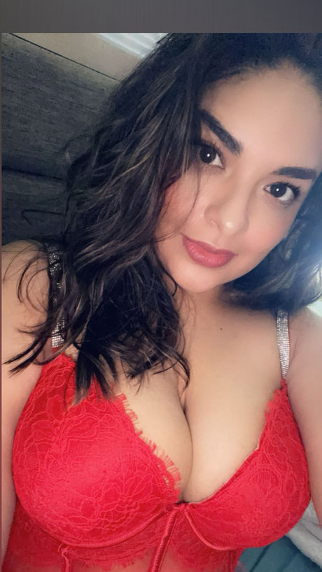 Nacktes geleaktes OnlyFans-Foto von Samantha
