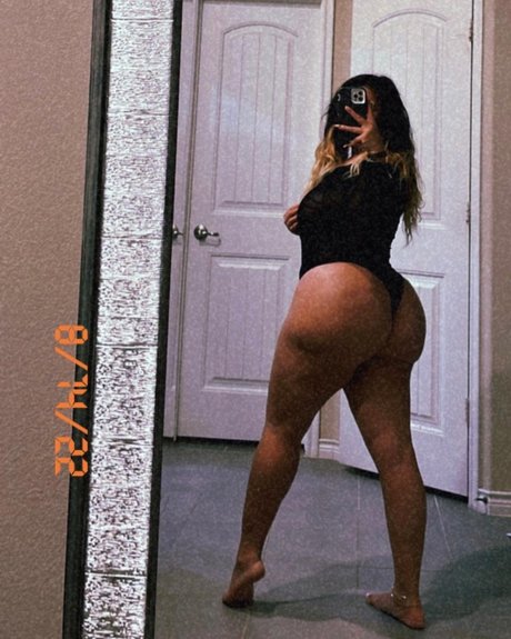 Nacktes geleaktes OnlyFans-Foto von Salvidoll