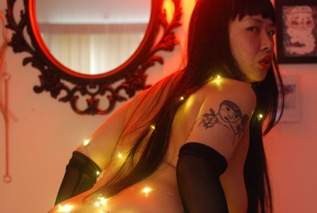 Nacktes geleaktes OnlyFans-Foto von Pink Chains