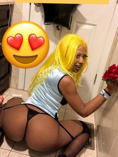 Nayla Mcknight Your Favcontentcreator