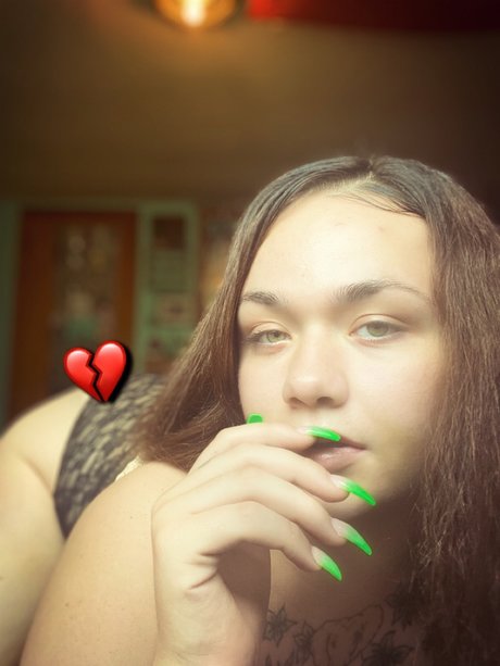 Nacktes geleaktes OnlyFans-Foto von Sadie Redd