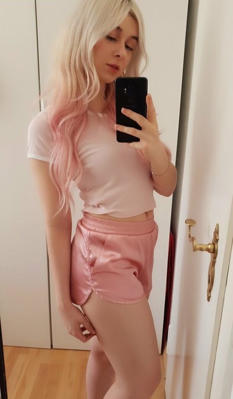 Nacktes geleaktes OnlyFans-Foto von Yuli