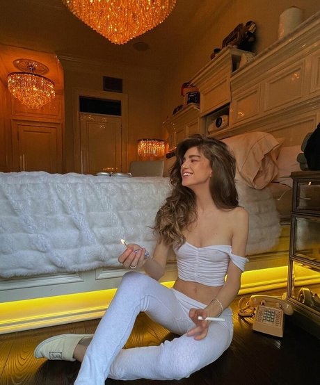 Nacktes geleaktes OnlyFans-Foto von Xtracloudy