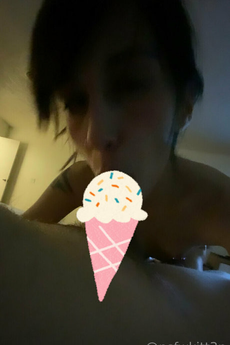 Nacktes geleaktes OnlyFans-Foto von Nsfwkitt3n