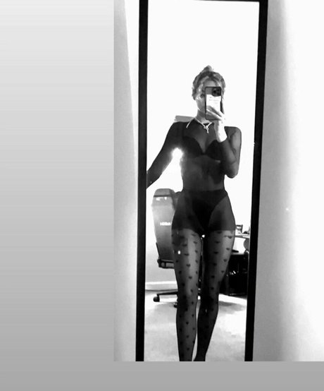 Nacktes geleaktes OnlyFans-Foto von Axalrnaed