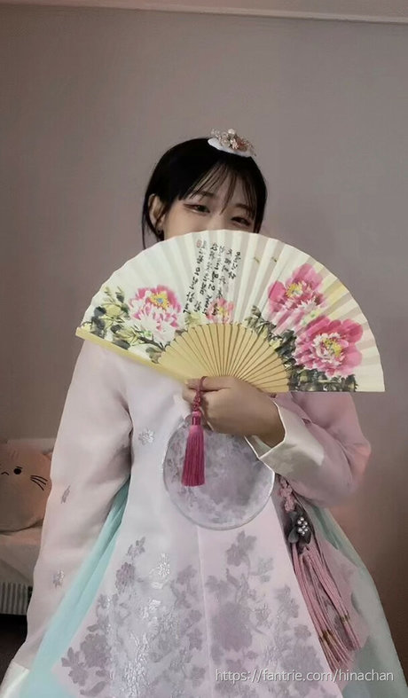 Hinachan01