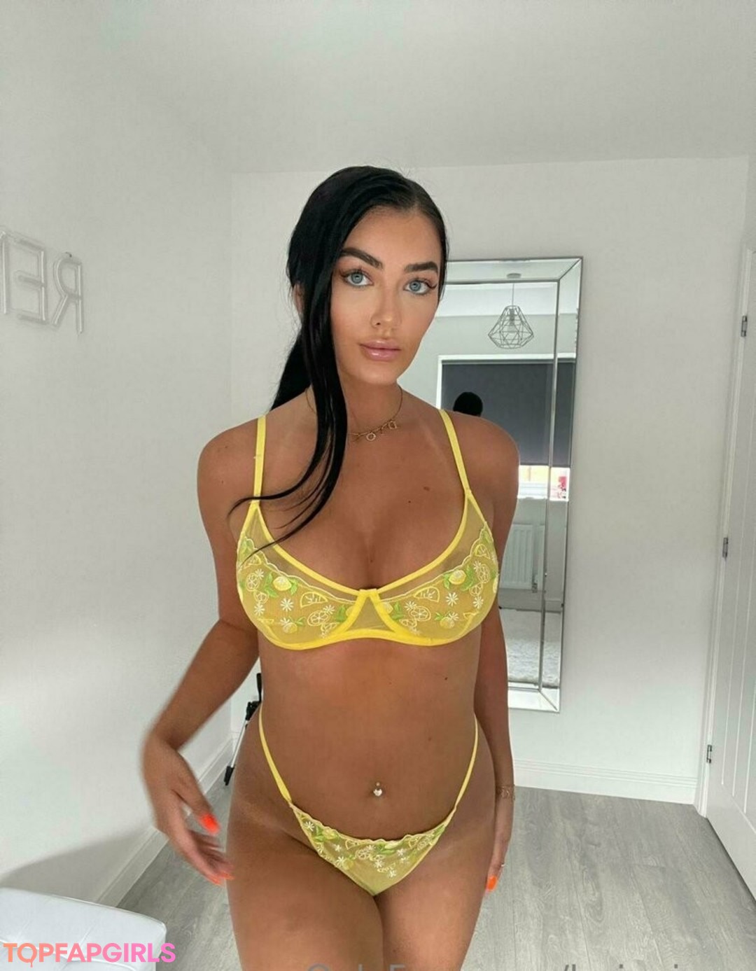 Nacktes geleaktes OnlyFans-Foto von Lorinajane #1912