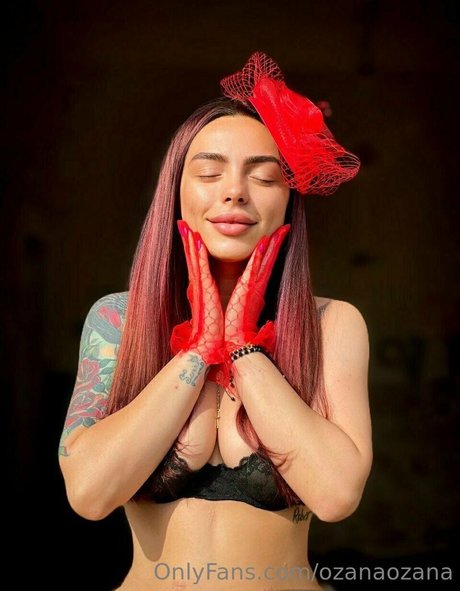 Nacktes geleaktes OnlyFans-Foto von Ozanaozana