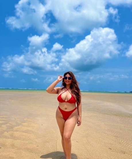 Nacktes geleaktes OnlyFans-Foto von Yenmanalo
