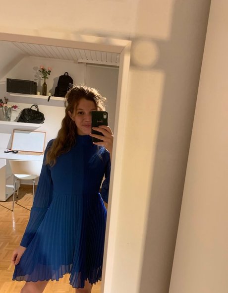 Nacktes geleaktes OnlyFans-Foto von Lovvejane