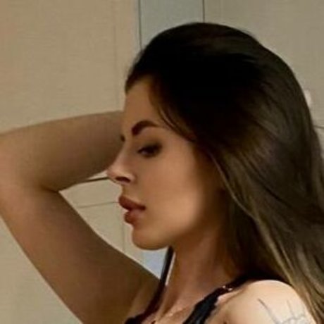 Nacktes geleaktes OnlyFans-Foto von Kirakirraa