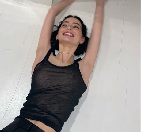 Nacktes geleaktes OnlyFans-Foto von Meadow Walker