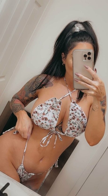 Nacktes geleaktes OnlyFans-Foto von Angelbabie