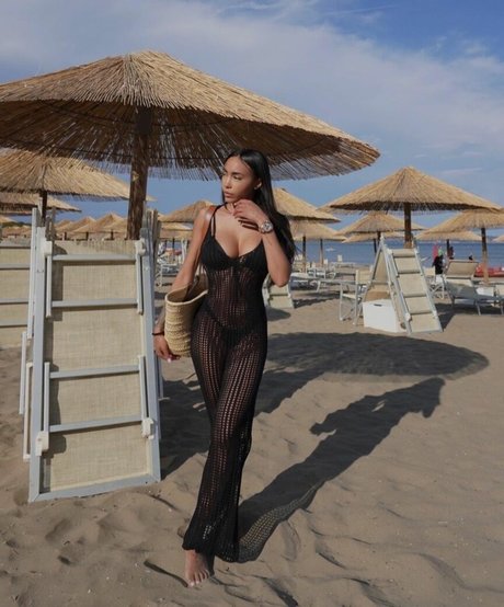 Nacktes geleaktes OnlyFans-Foto von Paola Henriquez