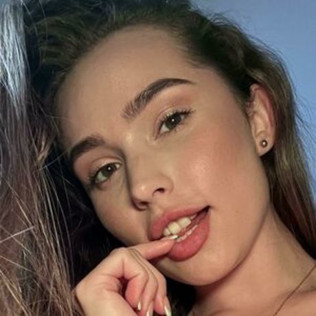 Nacktes geleaktes OnlyFans-Foto von Erika Bell