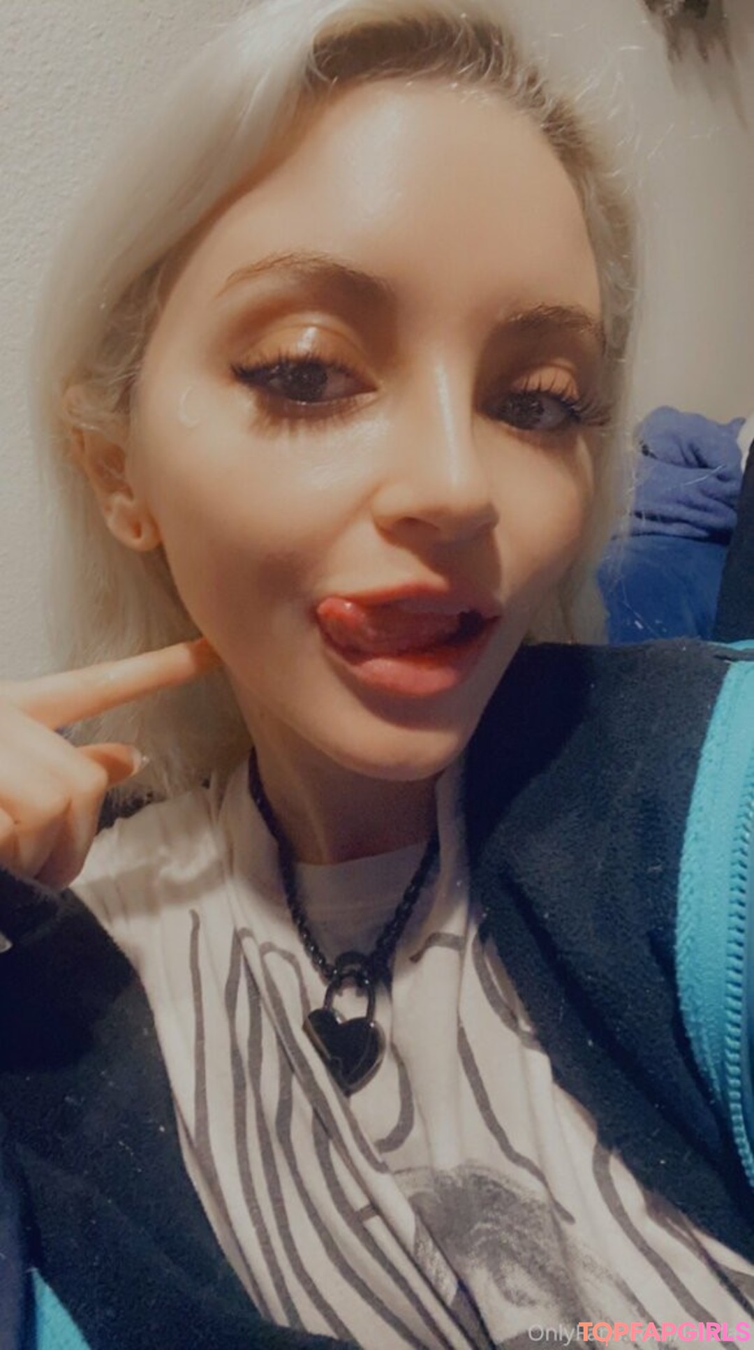 Nacktes geleaktes OnlyFans-Foto von Lola Fae #1200