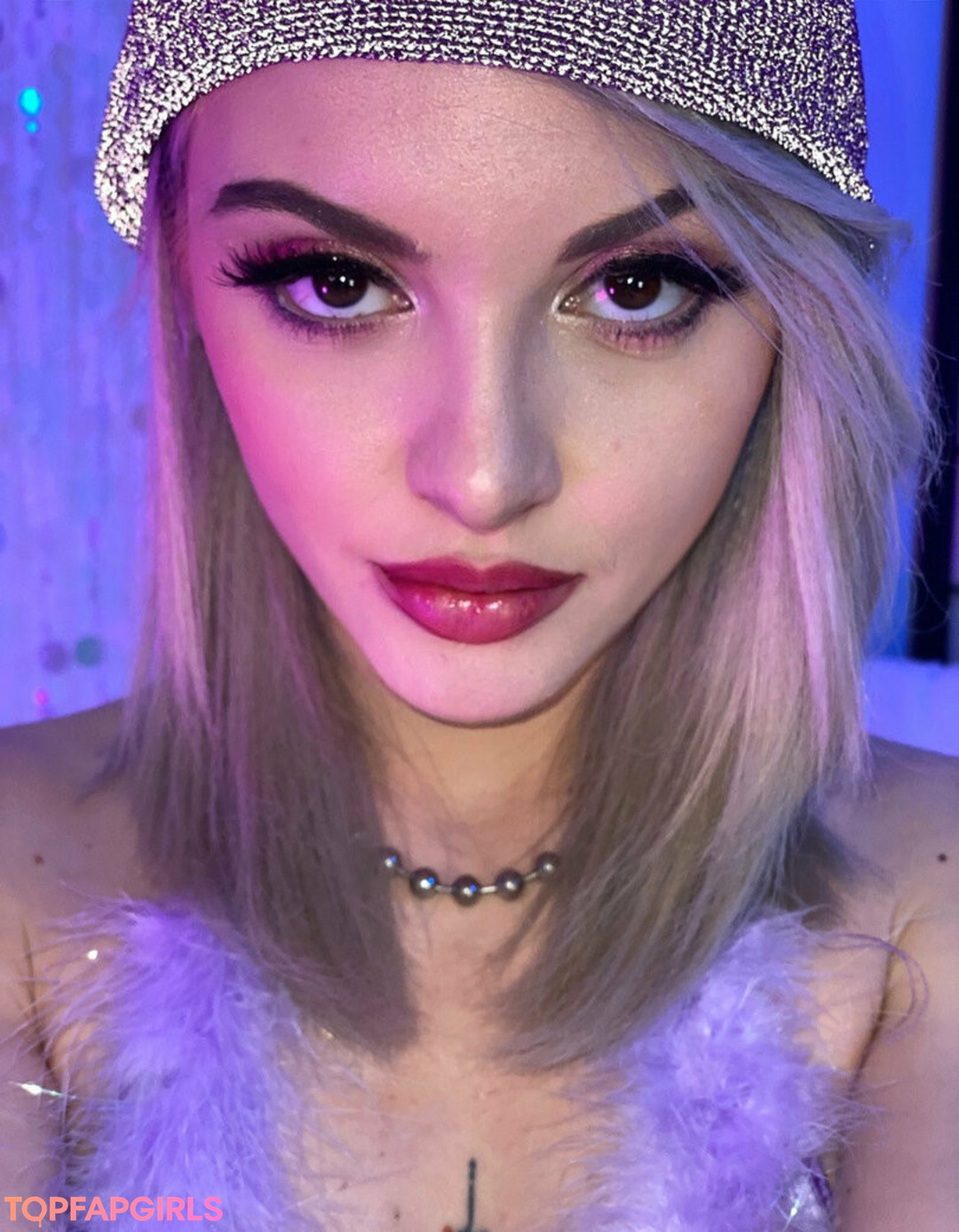 Nacktes geleaktes OnlyFans-Foto von Lola Fae #1227
