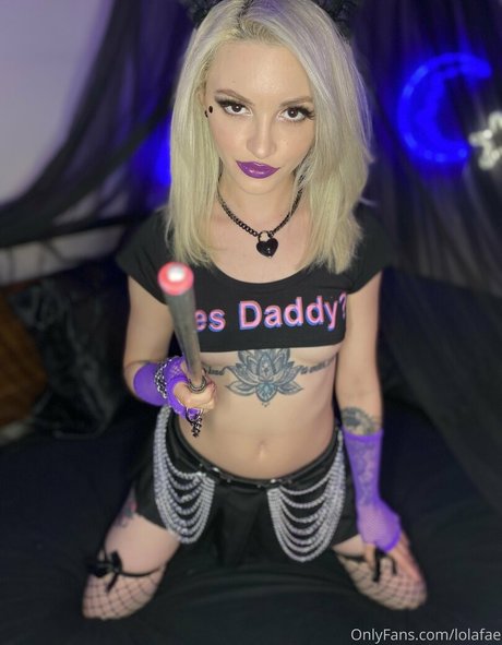 Lola Fae