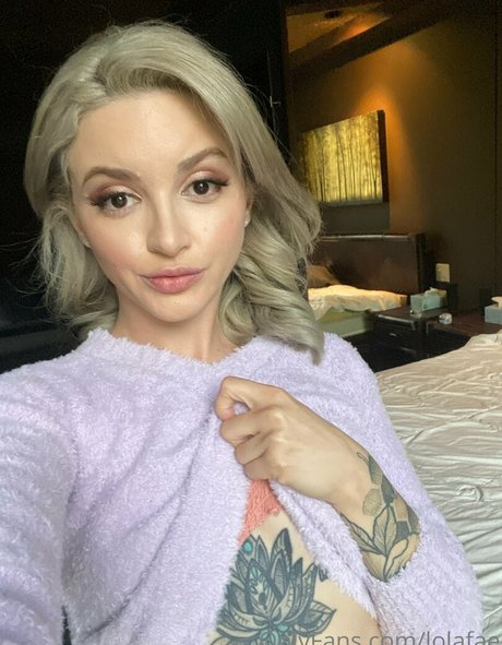 Nacktes geleaktes OnlyFans-Foto von Lola Fae