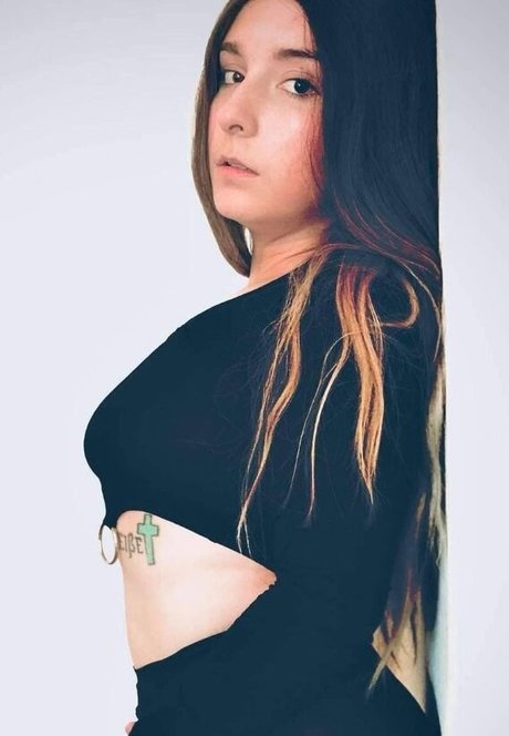 Nacktes geleaktes OnlyFans-Foto von Destiny Wachter