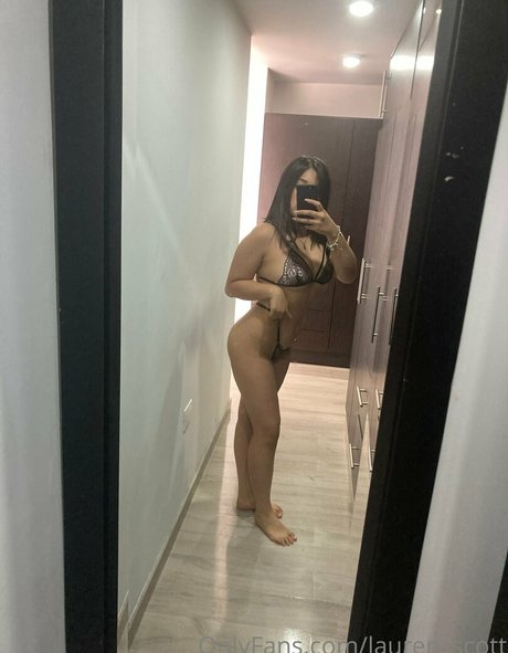 Nacktes geleaktes OnlyFans-Foto von Laurenscottfree