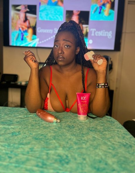 Nacktes geleaktes OnlyFans-Foto von Mrscookie