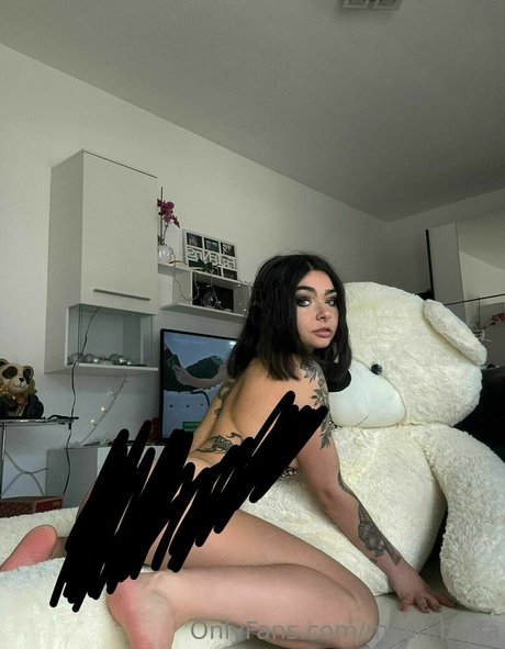 Nacktes geleaktes OnlyFans-Foto von Littlemash