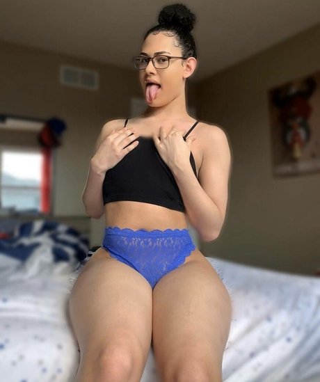 Nacktes geleaktes OnlyFans-Foto von Thick Diamond
