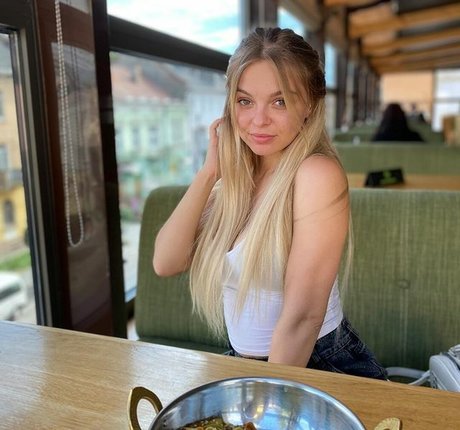Nacktes geleaktes OnlyFans-Foto von Evaelster