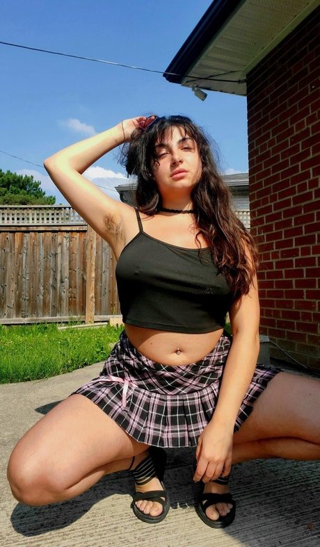 Nacktes geleaktes OnlyFans-Foto von Bl00m00n