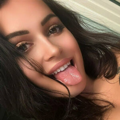 Nacktes geleaktes OnlyFans-Foto von Sslikeyesss