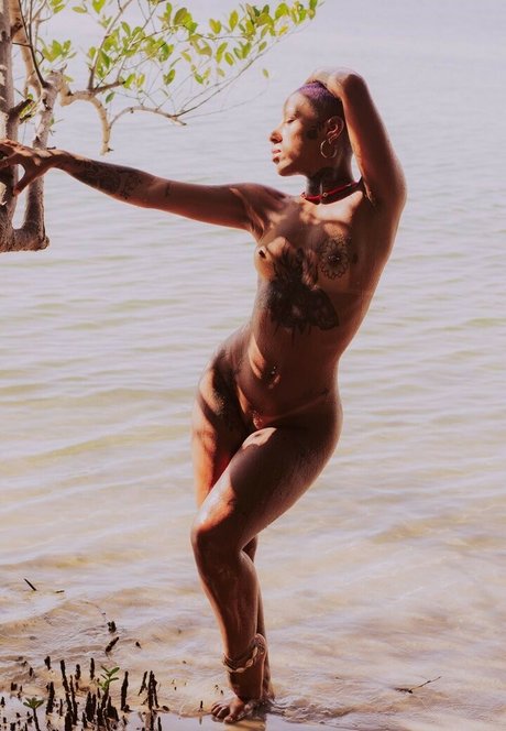 Nacktes geleaktes OnlyFans-Foto von Opaicriis