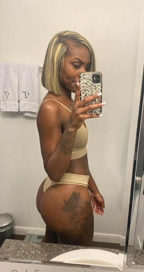 Nacktes geleaktes OnlyFans-Foto von Onyxxxxxx