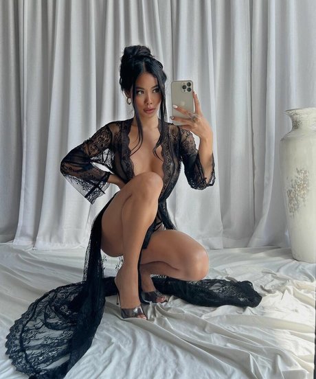 Nacktes geleaktes OnlyFans-Foto von Goldgypsy
